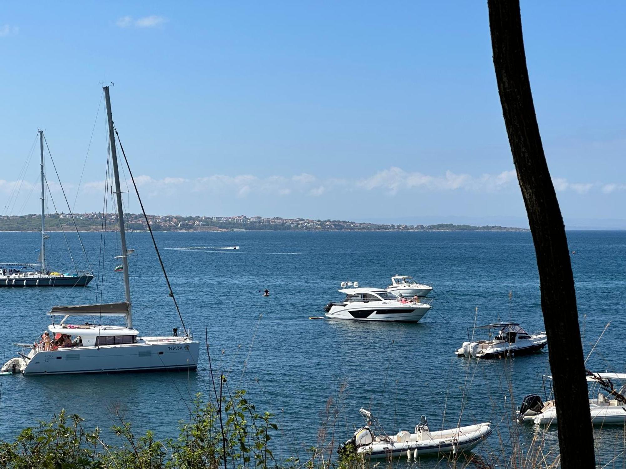 Hedi Sozopol Hotel Buitenkant foto