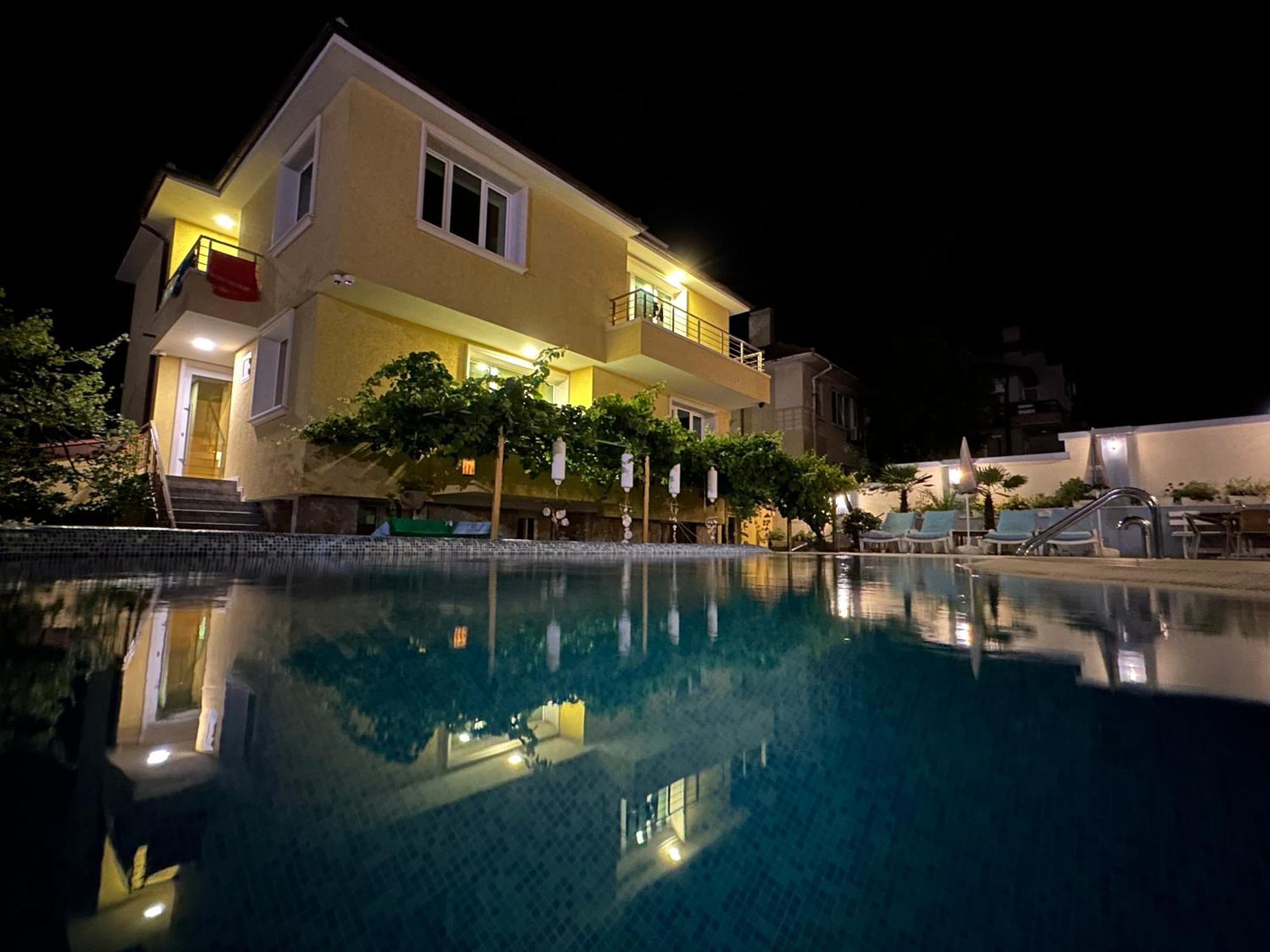 Hedi Sozopol Hotel Buitenkant foto